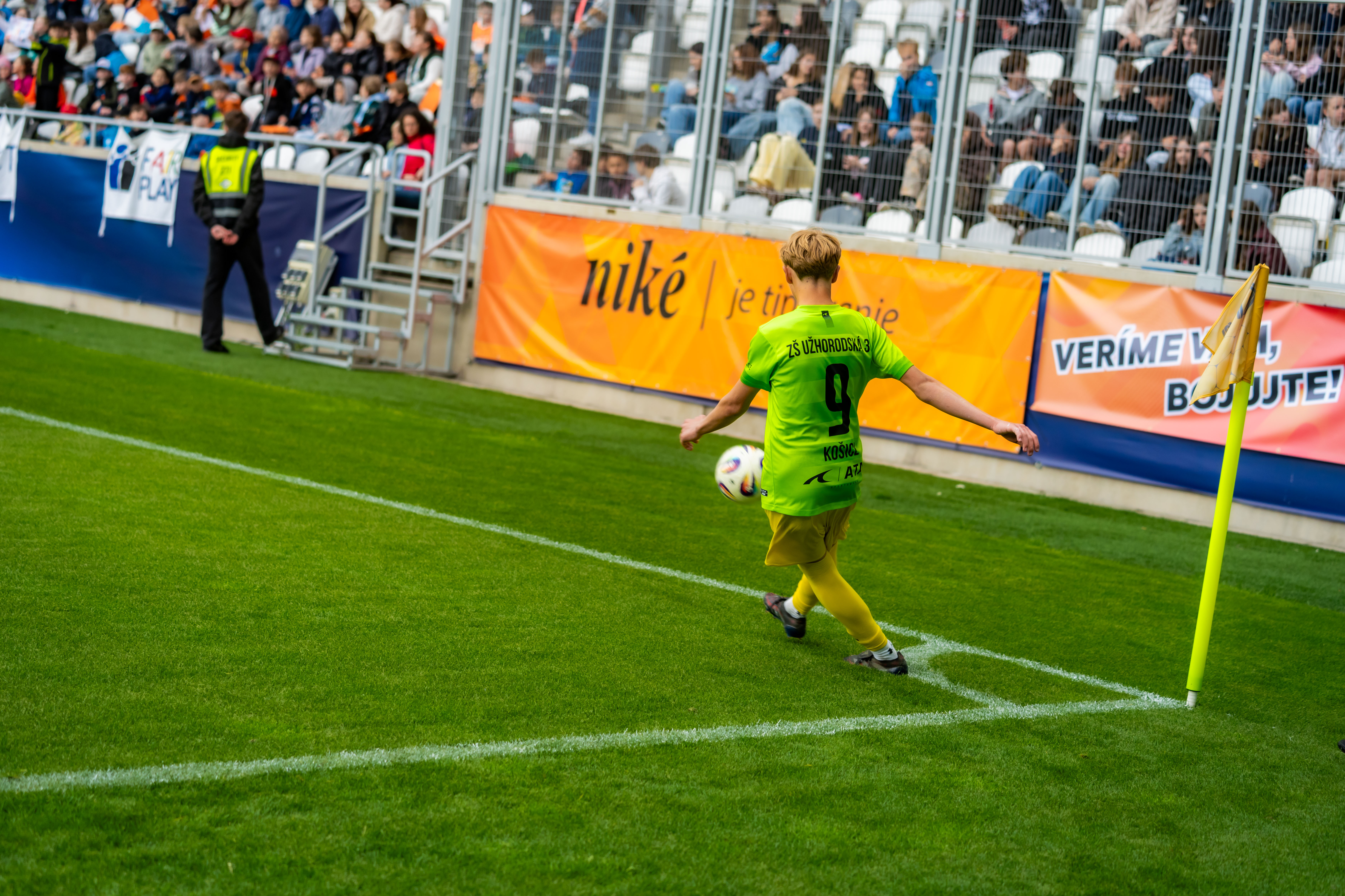 Finalovy futbalovy turnaj ZS mesta Kosice-1-87